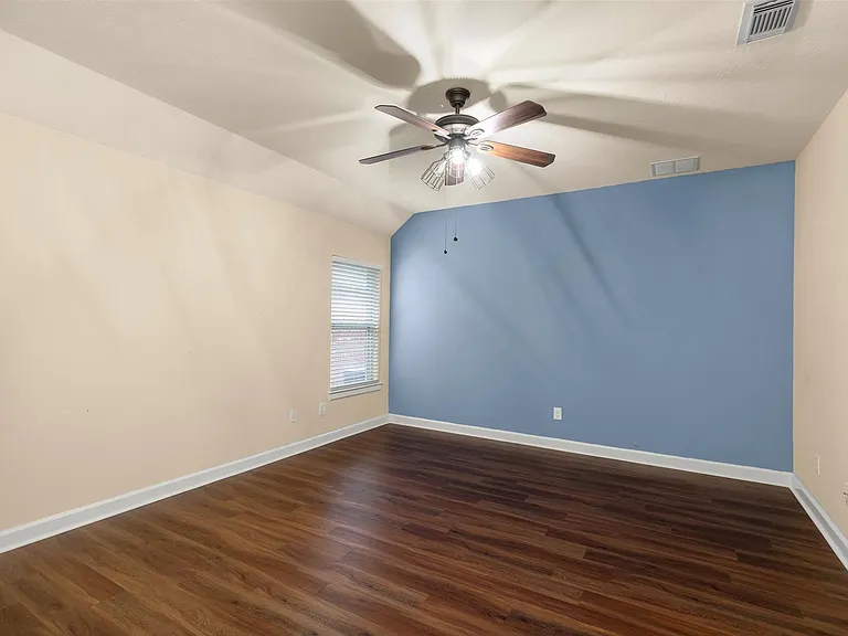 19511 Dunlay Springs Dr — Photo 27