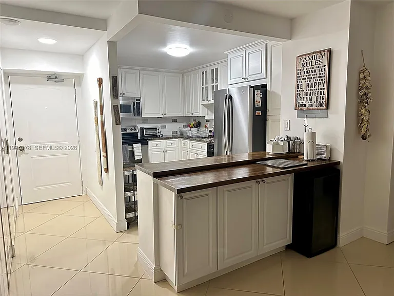 100 Bayview Dr #1405 — Photo 13