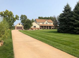 5079 Queensway Dr, Howell, MI