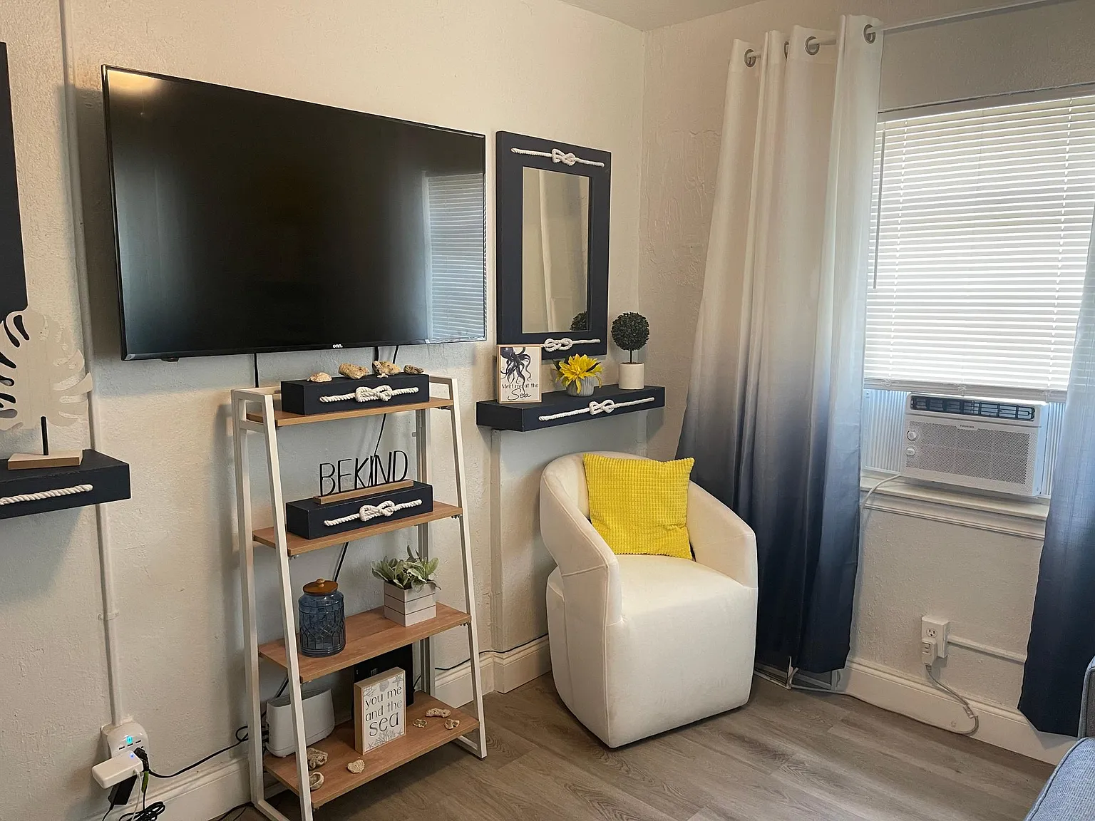 2 bed, 605 sqft, $1,800 — Photo 4