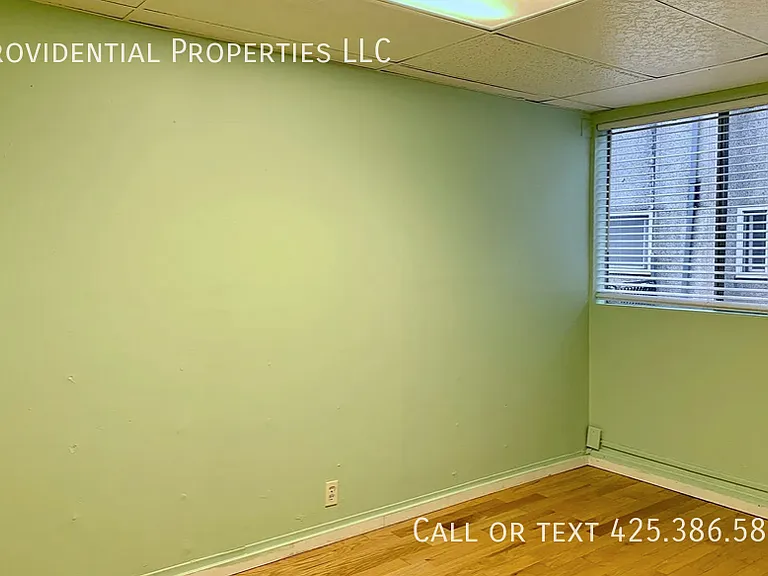 2468 S College St #B — Photo 6