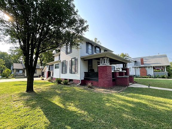 2nd image of 304 S Denver St