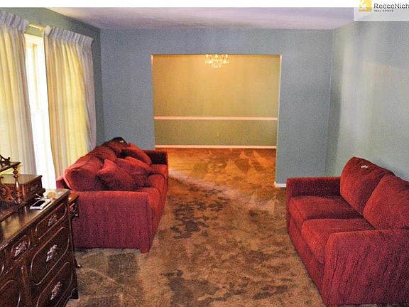 4th image of 10336 Walmer St