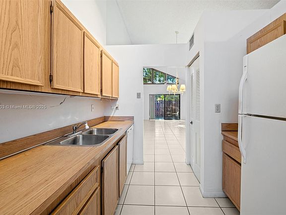 5th image of 3149 NW 84th Ave #3149