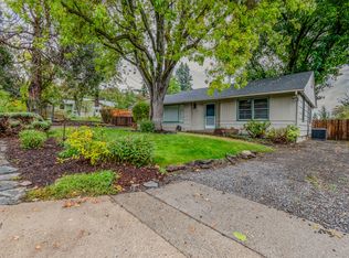 729 N Modoc Ave, Medford, OR 97504