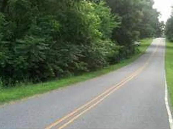 152 Loraindale Dr, Statesville, NC 28625