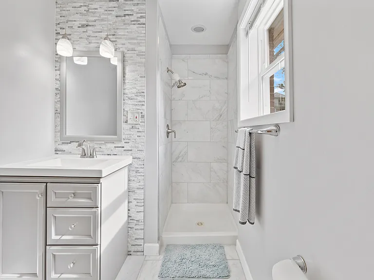 123 Walnut St NW — Photo 8