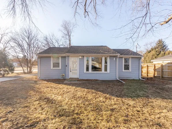 2912 Cypress Ave, Cedar Falls, IA 50613
