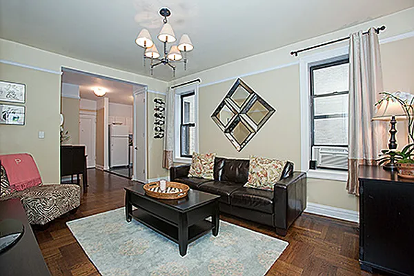 Rented by Avi Nash Associates | media 17
