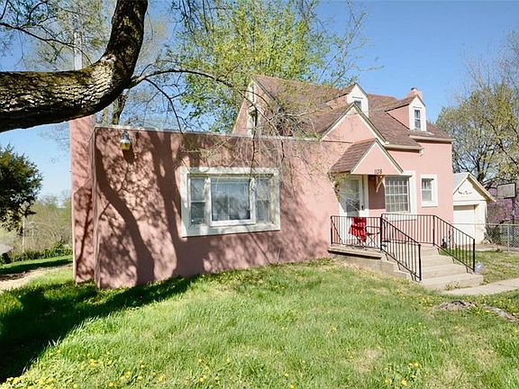 3rd image of 1138 N 49th St