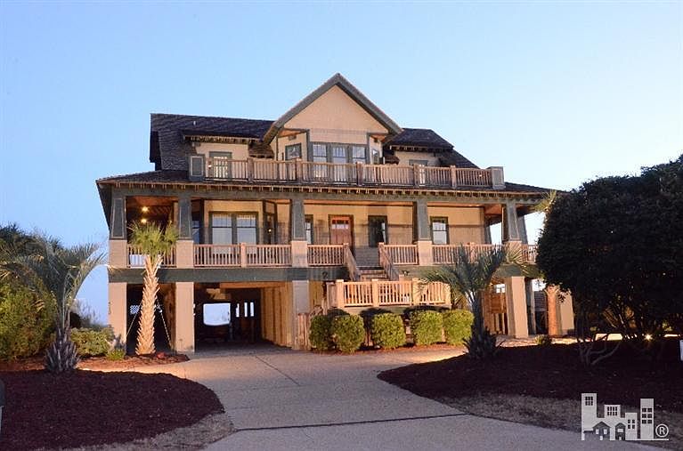 1st image of 310 Beach Road N