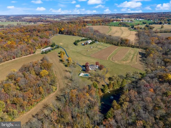 4635 Newark Rd, Cochranville, PA 19330