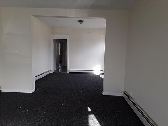4th image of 182 Central Ave APT 1
