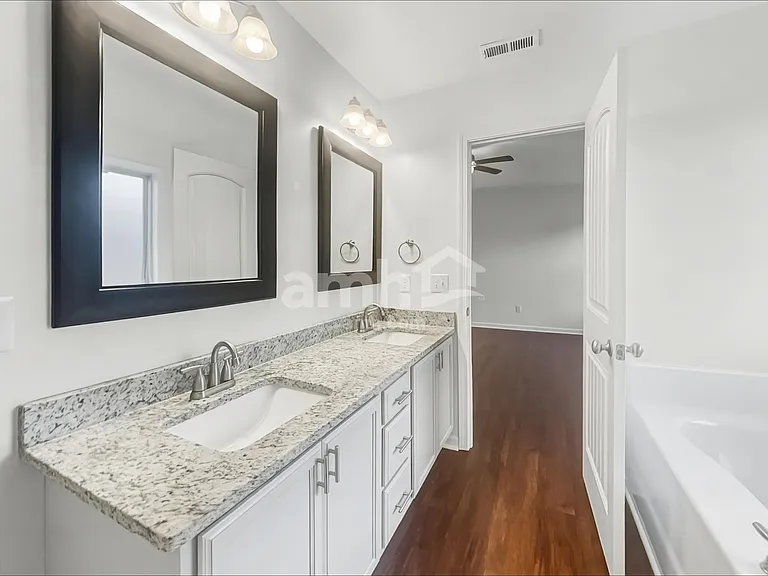 103 Ramshackle Way — Photo 12