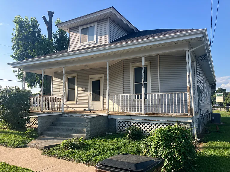 312 Johnson St — Photo 1