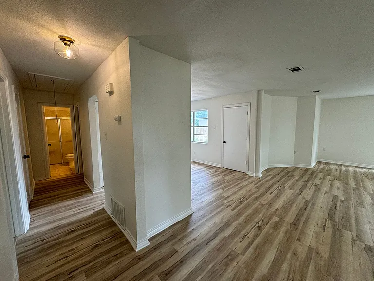 108 Easy St — Photo 19