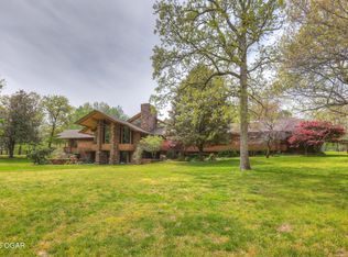 5594 Rivercrest Valley Dr, Joplin, MO 64804