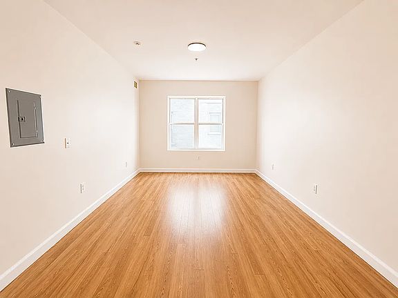 5th image of 186 William St #D1f771ada