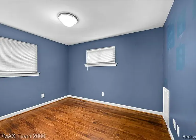 39784 Hillary Dr — Photo 15