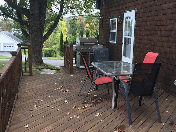 Great outdoor dining!