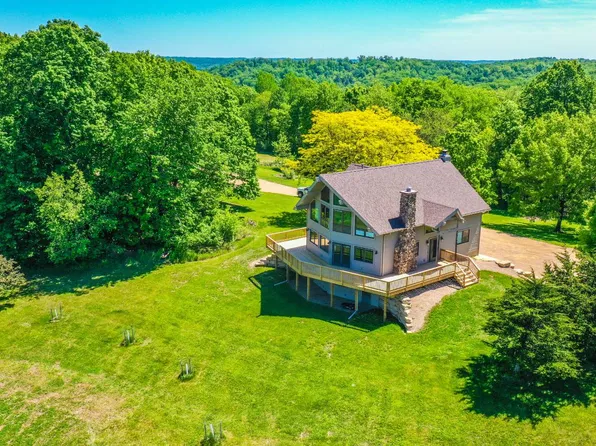 22727 Bell Hollow Ln, Richland Center, WI 53581