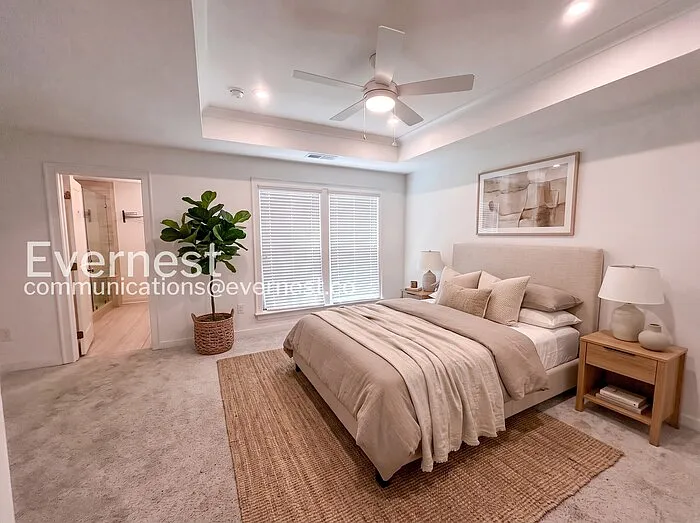 3 bed, 3.5 bath, 1950 sqft, $3,895 — Photo 3