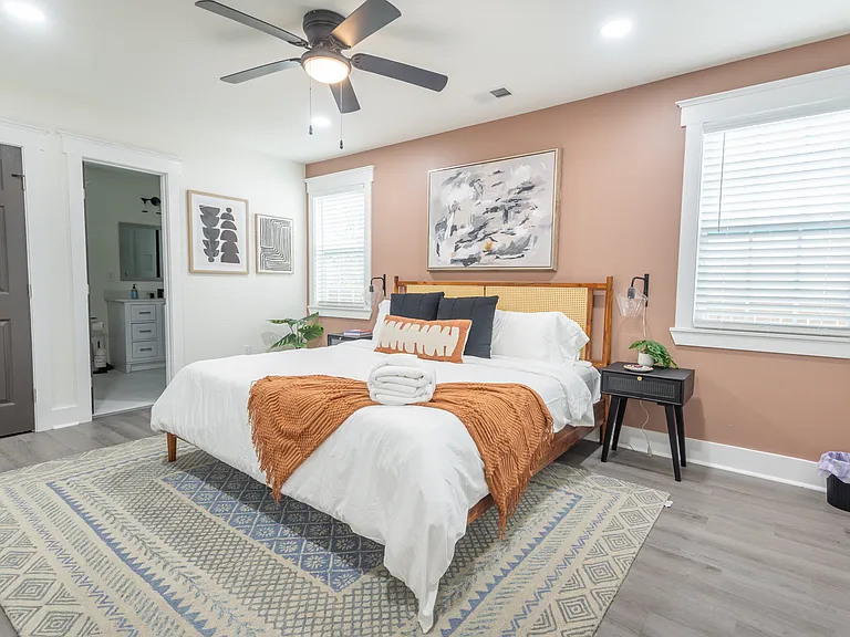 4747 Independent Ave — Photo 40