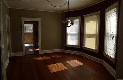 5th image of 1100 S Josephine St