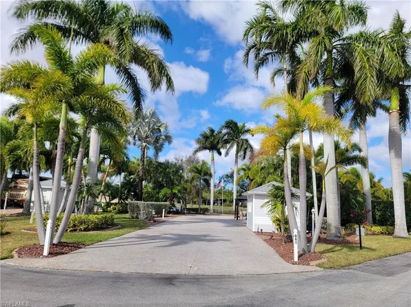 10241 Surfwood CT, FORT MYERS, FL 33905