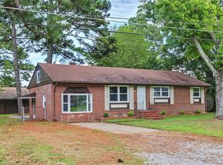 116 Bailey Rd, Yorktown, VA 23692