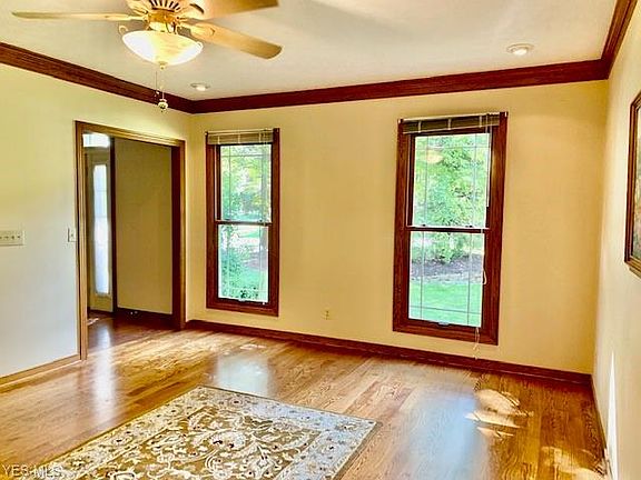 4th image of 2131 Weston Dr