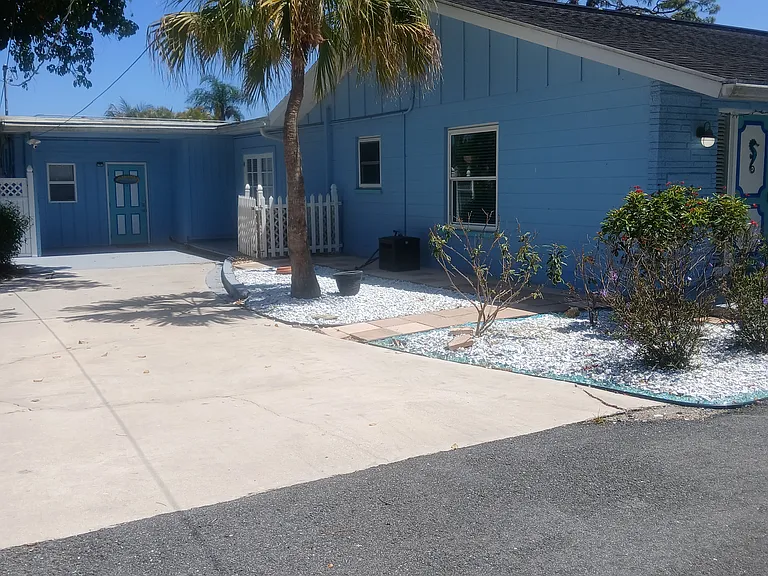 2216 Lake Shore Dr — Photo 17