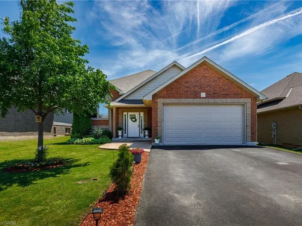 10 Redbud Cres, Norfolk County, ON N3Y 0B7