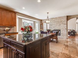 61230 Crown Point Dr, Washington, MI 48094