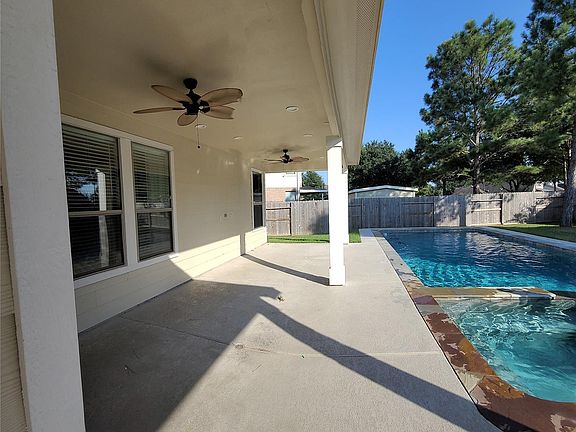 3rd image of 7603 Sapulpa Ln