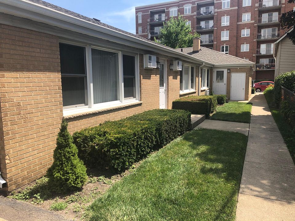 1st image of 376 Graceland Ave APT C