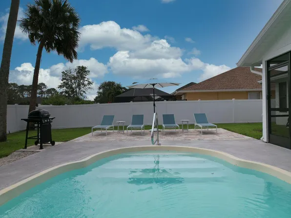 2662 SW Cadet Circle, Port St Lucie, FL 34953