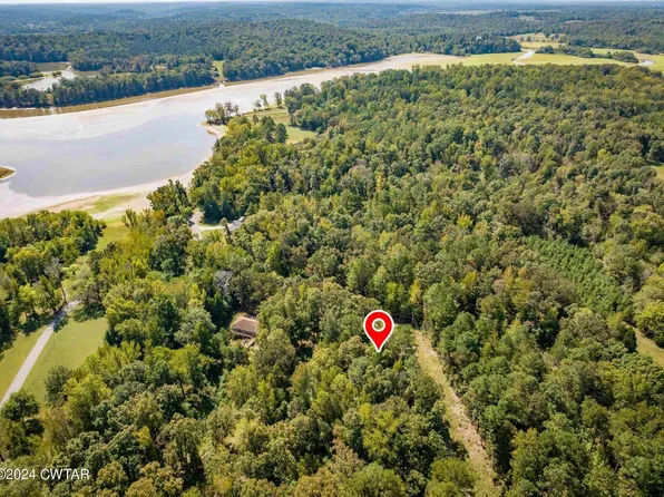 129 Indian Park Dr, Parsons, TN 38363