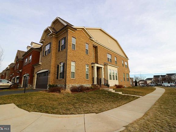 2nd image of 42610 Dreamweaver Dr