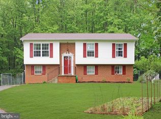 29481 Edison Ct, Mechanicsville, MD 20659
