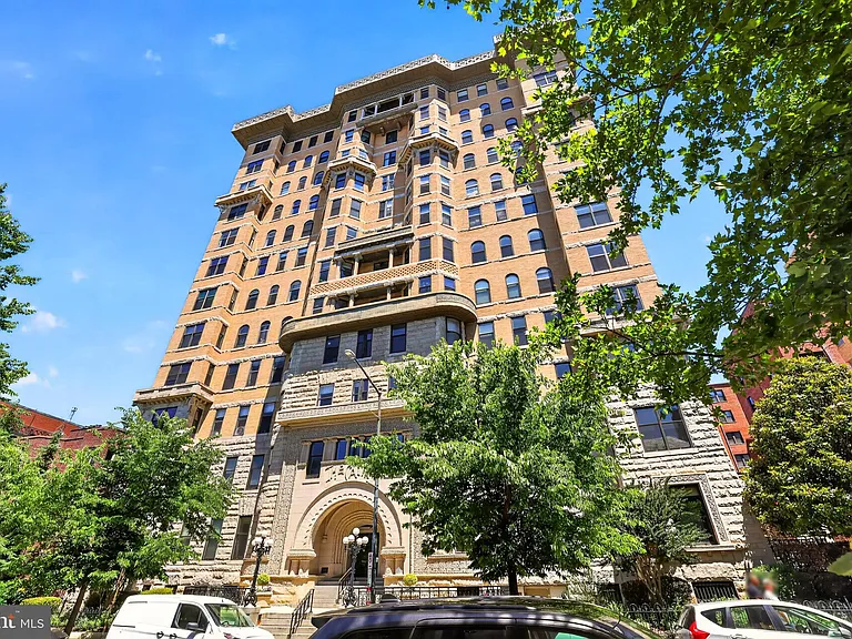 1615 Q St NW #T6 — Photo 40