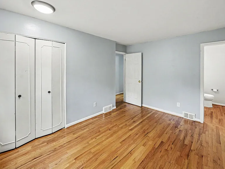 29668 Edward Pl — Photo 7