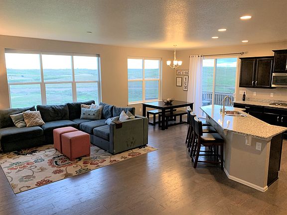 5th image of 2119 Longfin Ct