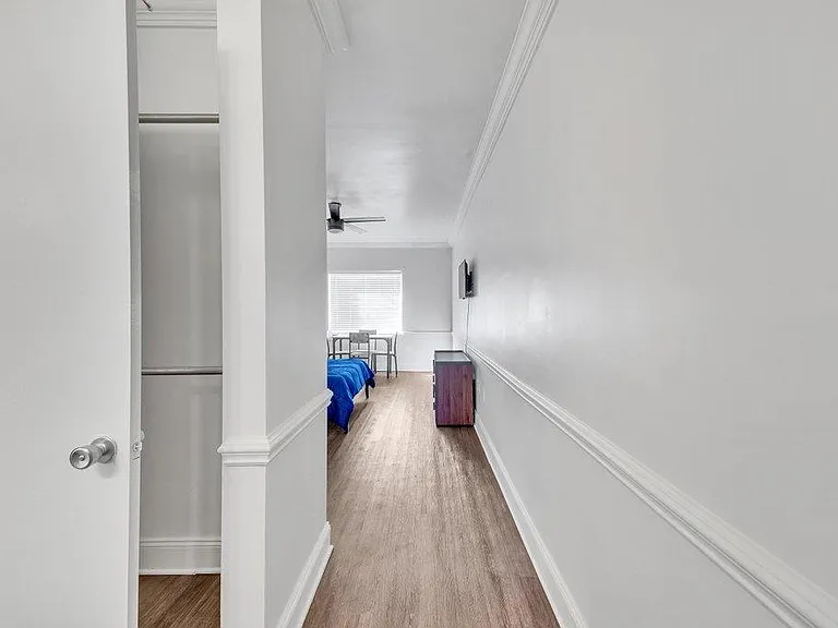 The Residences at Windsor — Photo 37