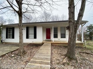 3464 Glen Lily Rd, Bowling Green, KY 42101