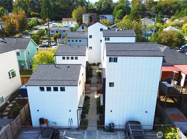 1916 18th Avenue S #B, Seattle, WA 98144