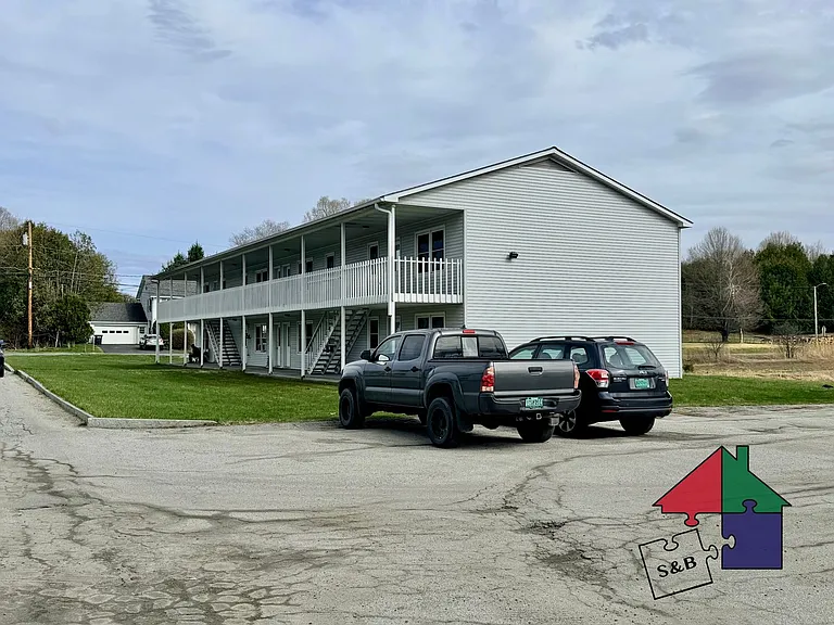 111-113 Allen St — Photo 12