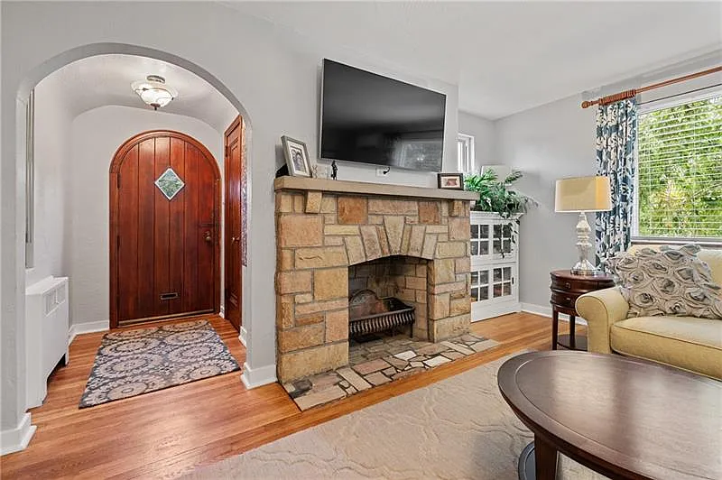 3 Oakley Ave, Pittsburgh, PA 15229 | Zillow