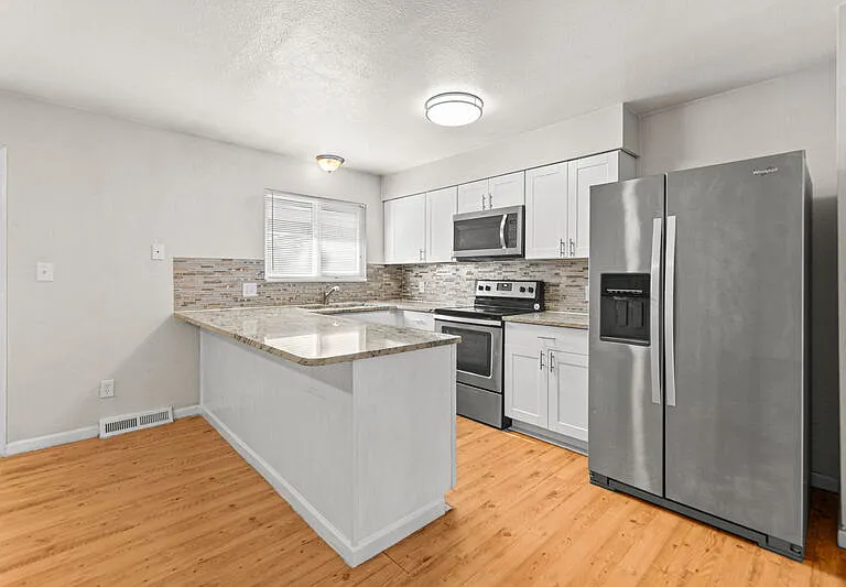 11363 W 18th Ave — Photo 7
