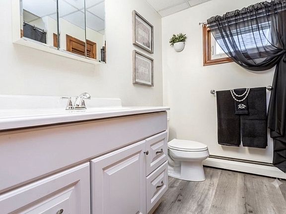 3rd image of 2791 N Main St APT 3
